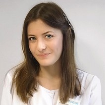 Врач стоматолог-терапевт Куценко Александра Дмитриевна