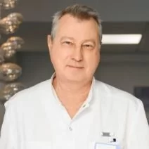 Заведующий хирургическим отделением, врач-хирург, врач-онколог- маммолог, врач-физиотерапевт.  Мокроносов Алексей Сергеевич